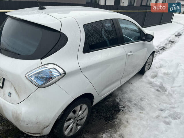 Білий Рено Зое, об'ємом двигуна 0 л та пробігом 133 тис. км за 4500 $, фото 1 на Automoto.ua