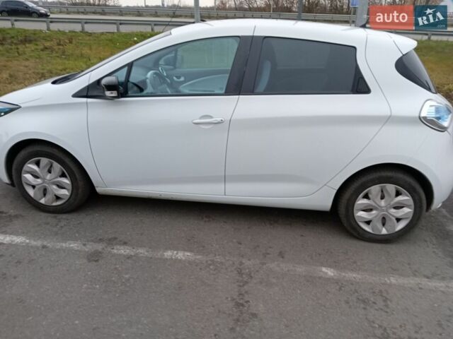 Білий Рено Зое, об'ємом двигуна 0 л та пробігом 117 тис. км за 6850 $, фото 1 на Automoto.ua
