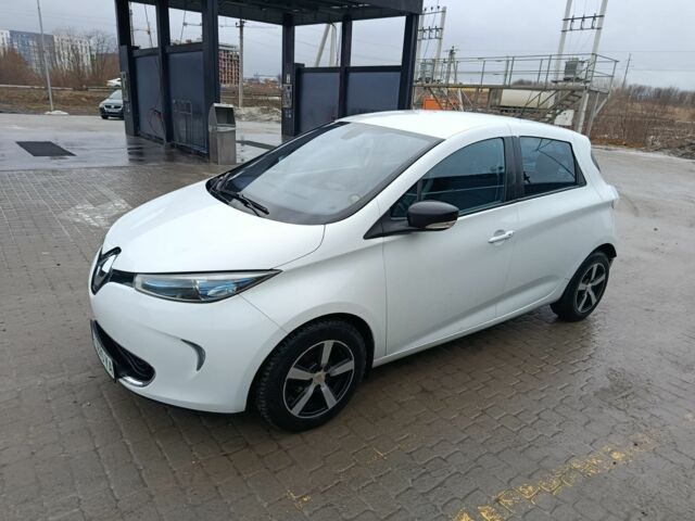 Білий Рено Зое, об'ємом двигуна 0 л та пробігом 163 тис. км за 5850 $, фото 1 на Automoto.ua