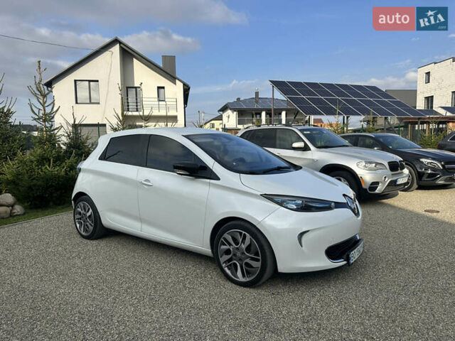 Білий Рено Зое, об'ємом двигуна 0 л та пробігом 124 тис. км за 6499 $, фото 1 на Automoto.ua