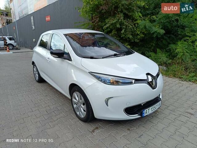 Білий Рено Зое, об'ємом двигуна 0 л та пробігом 127 тис. км за 8100 $, фото 1 на Automoto.ua