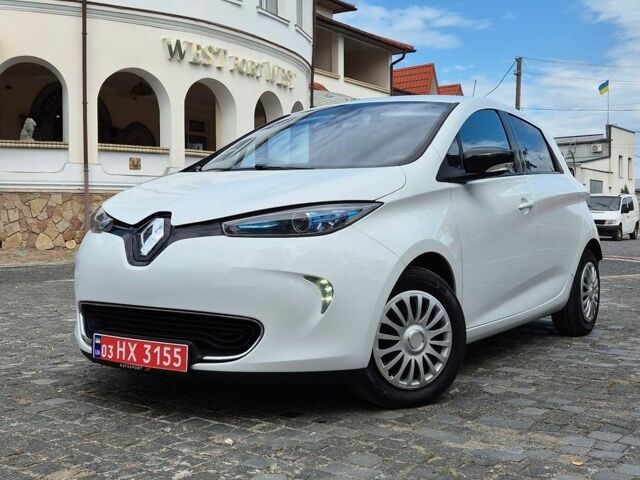 Білий Рено Зое, об'ємом двигуна 0 л та пробігом 125 тис. км за 5990 $, фото 1 на Automoto.ua
