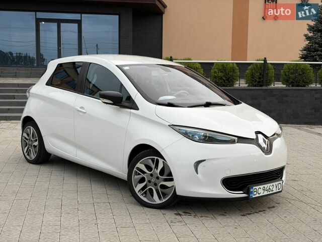 Белый Рено Зое, объемом двигателя 0 л и пробегом 88 тыс. км за 6999 $, фото 1 на Automoto.ua