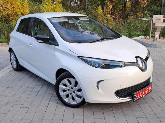 Білий Рено Зое, об'ємом двигуна 0 л та пробігом 66 тис. км за 7800 $, фото 1 на Automoto.ua