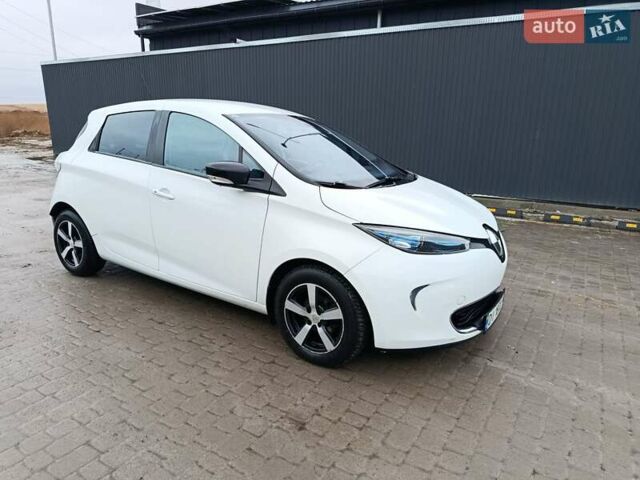 Білий Рено Зое, об'ємом двигуна 0 л та пробігом 163 тис. км за 5850 $, фото 1 на Automoto.ua