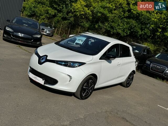 Білий Рено Зое, об'ємом двигуна 0 л та пробігом 49 тис. км за 8150 $, фото 1 на Automoto.ua