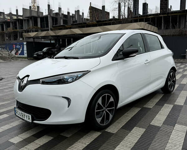 Білий Рено Зое, об'ємом двигуна 0 л та пробігом 76 тис. км за 9450 $, фото 1 на Automoto.ua