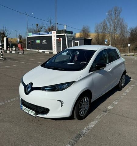 Білий Рено Зое, об'ємом двигуна 0 л та пробігом 64 тис. км за 8300 $, фото 1 на Automoto.ua