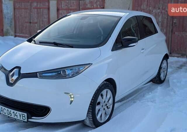 Білий Рено Зое, об'ємом двигуна 0 л та пробігом 41 тис. км за 6800 $, фото 1 на Automoto.ua