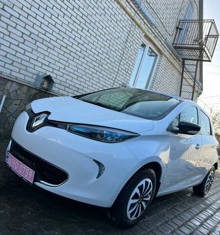 Білий Рено Зое, об'ємом двигуна 0 л та пробігом 111 тис. км за 6500 $, фото 1 на Automoto.ua