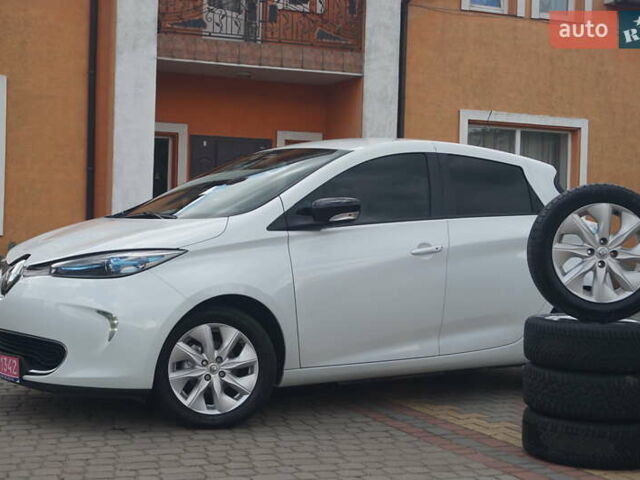 Білий Рено Зое, об'ємом двигуна 0 л та пробігом 109 тис. км за 6888 $, фото 1 на Automoto.ua