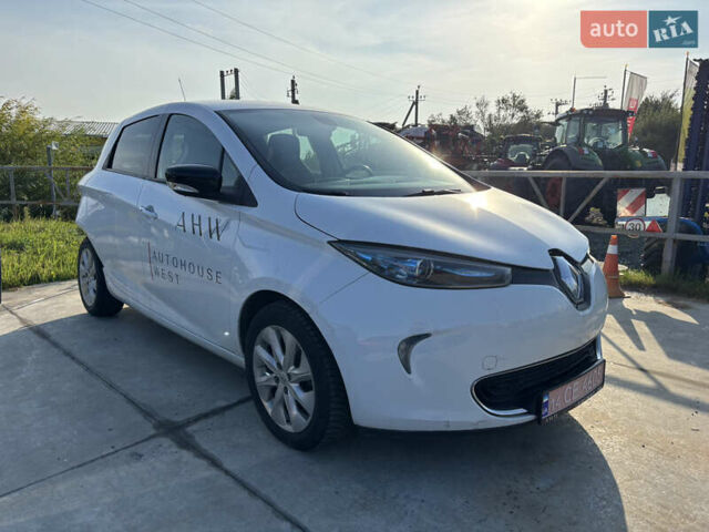 Білий Рено Зое, об'ємом двигуна 0 л та пробігом 68 тис. км за 4900 $, фото 1 на Automoto.ua