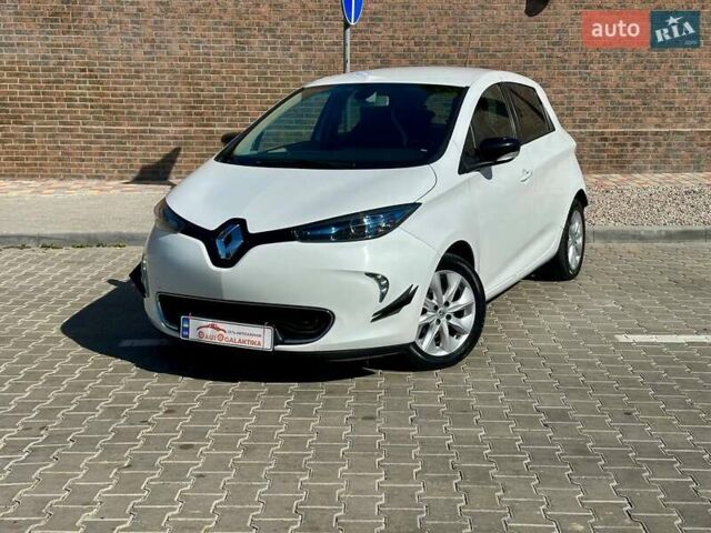 Белый Рено Зое, объемом двигателя 0 л и пробегом 116 тыс. км за 8500 $, фото 1 на Automoto.ua