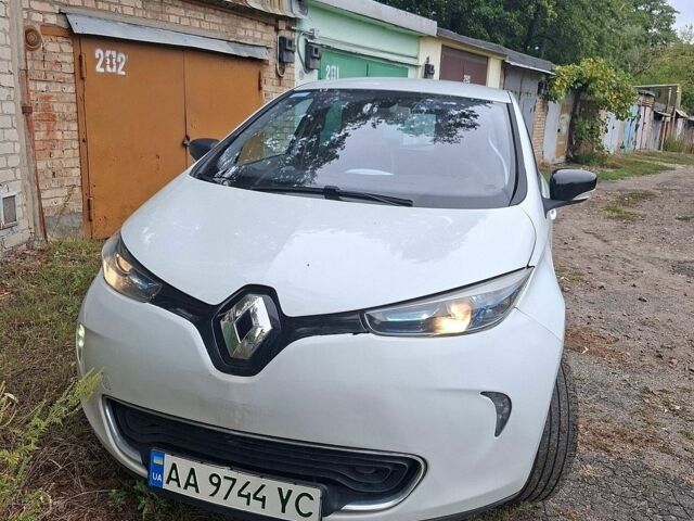 Білий Рено Зое, об'ємом двигуна 0 л та пробігом 103 тис. км за 5700 $, фото 1 на Automoto.ua