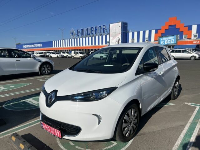 Білий Рено Зое, об'ємом двигуна 0 л та пробігом 111 тис. км за 6500 $, фото 1 на Automoto.ua