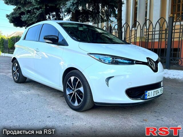 Білий Рено Зое, об'ємом двигуна 40 л та пробігом 200 тис. км за 9500 $, фото 1 на Automoto.ua