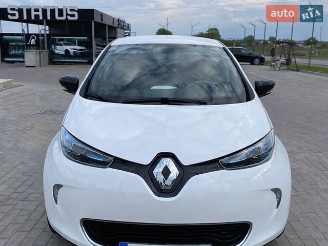 Білий Рено Зое, об'ємом двигуна 0 л та пробігом 75 тис. км за 7300 $, фото 1 на Automoto.ua