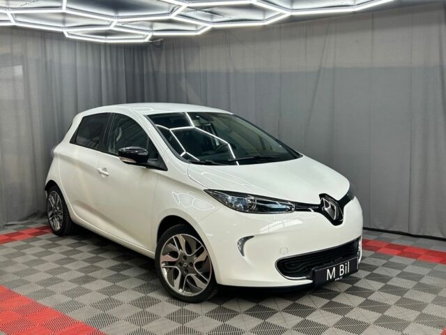 Білий Рено Зое, об'ємом двигуна 0 л та пробігом 59 тис. км за 7100 $, фото 1 на Automoto.ua