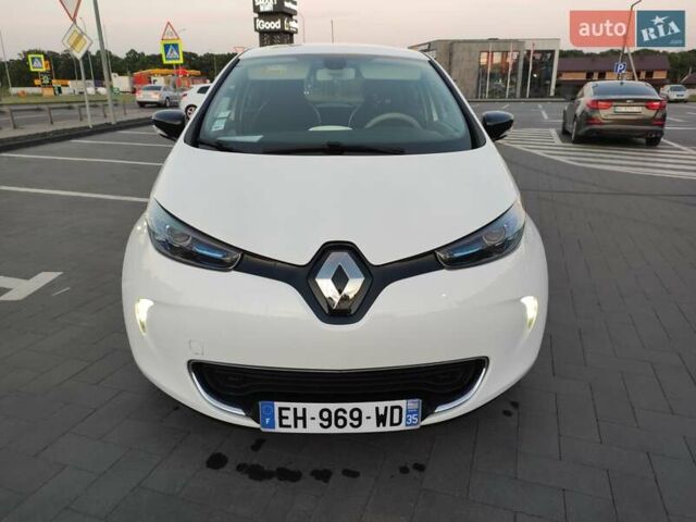 Белый Рено Зое, объемом двигателя 0 л и пробегом 85 тыс. км за 7550 $, фото 1 на Automoto.ua