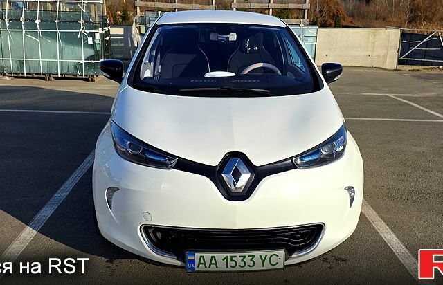Белый Рено Зое, объемом двигателя 0 л и пробегом 192 тыс. км за 5700 $, фото 1 на Automoto.ua