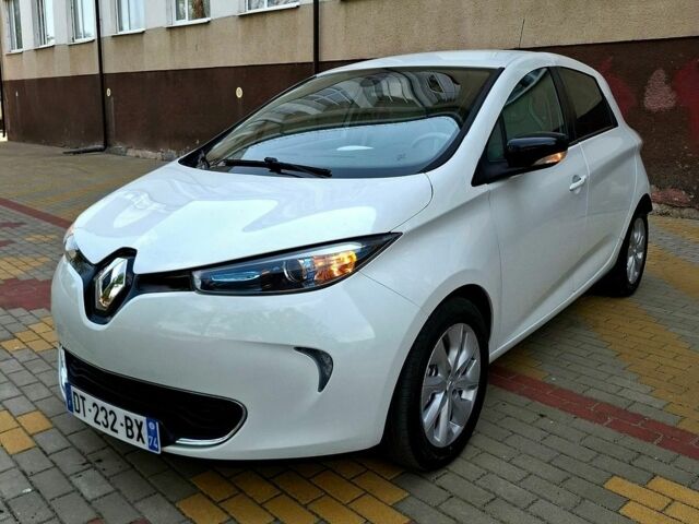 Білий Рено Зое, об'ємом двигуна 0 л та пробігом 130 тис. км за 6950 $, фото 1 на Automoto.ua