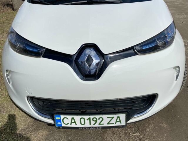 Білий Рено Зое, об'ємом двигуна 0 л та пробігом 28 тис. км за 9500 $, фото 1 на Automoto.ua