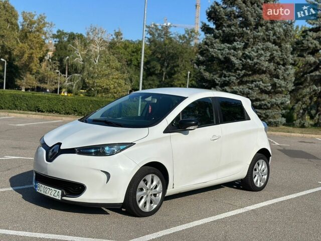 Білий Рено Зое, об'ємом двигуна 0 л та пробігом 307 тис. км за 5500 $, фото 1 на Automoto.ua