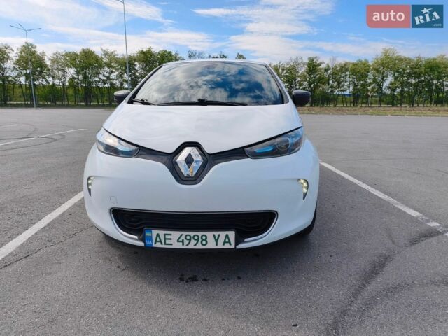 Білий Рено Зое, об'ємом двигуна 0 л та пробігом 205 тис. км за 9500 $, фото 1 на Automoto.ua