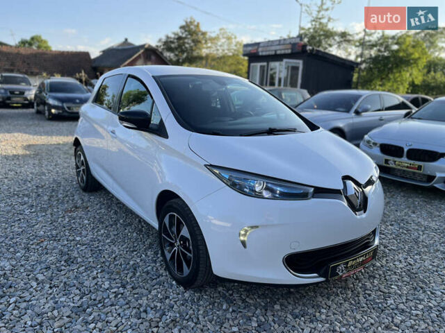 Білий Рено Зое, об'ємом двигуна 0 л та пробігом 132 тис. км за 9000 $, фото 1 на Automoto.ua
