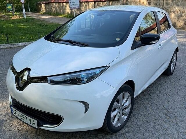 Білий Рено Зое, об'ємом двигуна 0 л та пробігом 60 тис. км за 10500 $, фото 1 на Automoto.ua
