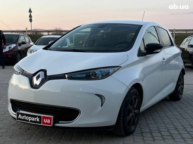 Білий Рено Зое, об'ємом двигуна 0 л та пробігом 95 тис. км за 10790 $, фото 1 на Automoto.ua