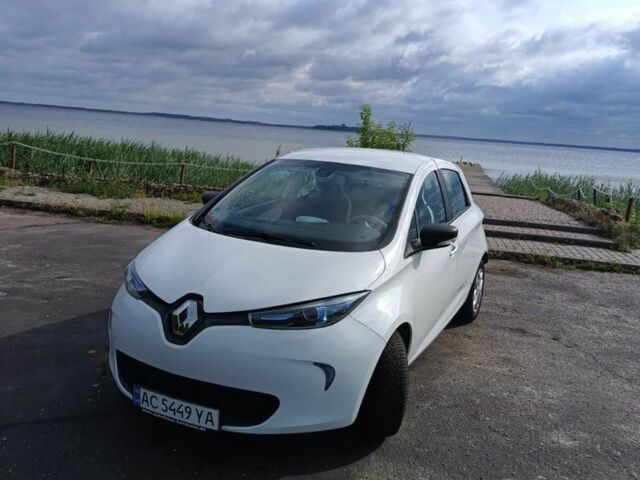 Білий Рено Зое, об'ємом двигуна 0 л та пробігом 170 тис. км за 5800 $, фото 1 на Automoto.ua