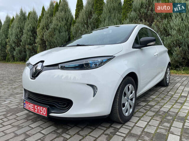 Рено Зое 2017 в Самборе на Automoto.ua Белый Рено Зое, объемом двигателя 0 л и пробегом 97 тыс. км за 9500 $, фото 1 на Automoto.ua