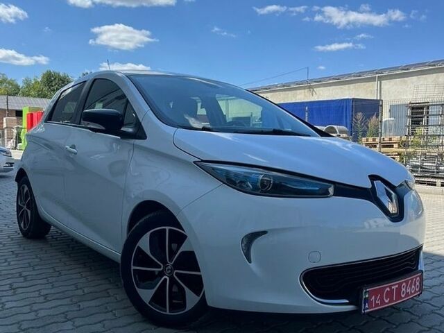 Белый Рено Зое, объемом двигателя 0 л и пробегом 107 тыс. км за 10100 $, фото 1 на Automoto.ua