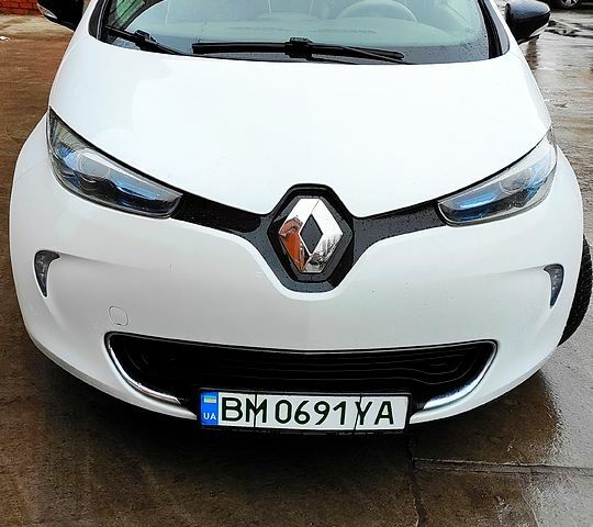 Білий Рено Зое, об'ємом двигуна 0 л та пробігом 130 тис. км за 9800 $, фото 1 на Automoto.ua