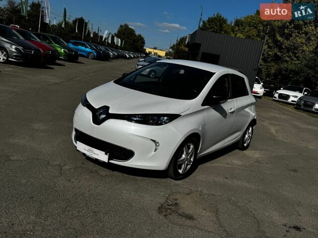 Білий Рено Зое, об'ємом двигуна 0 л та пробігом 127 тис. км за 10300 $, фото 1 на Automoto.ua