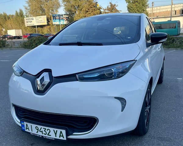Білий Рено Зое, об'ємом двигуна 0 л та пробігом 86 тис. км за 9500 $, фото 1 на Automoto.ua