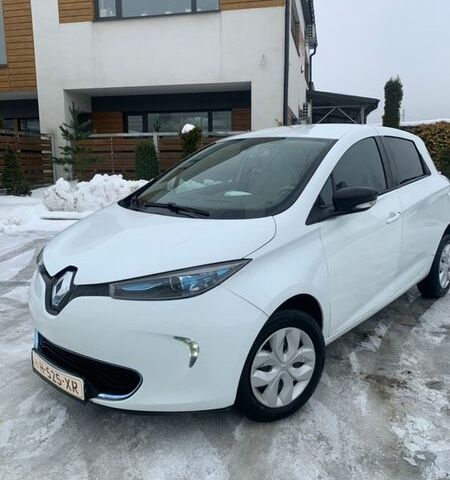 Білий Рено Зое, об'ємом двигуна 0 л та пробігом 155 тис. км за 7499 $, фото 1 на Automoto.ua