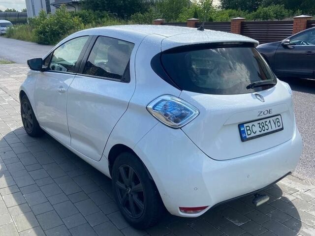 Білий Рено Зое, об'ємом двигуна 0 л та пробігом 103 тис. км за 10500 $, фото 1 на Automoto.ua