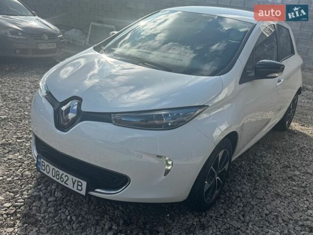 Білий Рено Зое, об'ємом двигуна 0 л та пробігом 162 тис. км за 8150 $, фото 1 на Automoto.ua