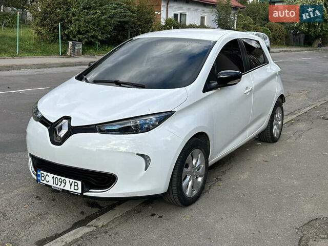 Білий Рено Зое, об'ємом двигуна 0 л та пробігом 147 тис. км за 8300 $, фото 1 на Automoto.ua