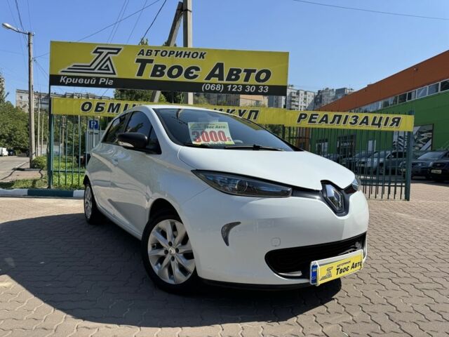 Білий Рено Зое, об'ємом двигуна 0 л та пробігом 129 тис. км за 11900 $, фото 1 на Automoto.ua