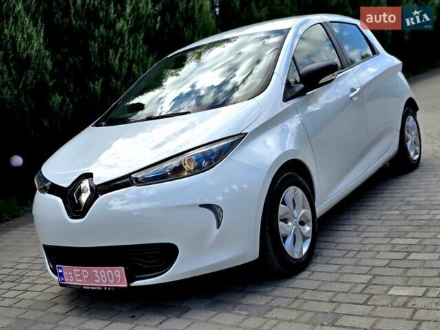 Белый Рено Зое, объемом двигателя 0 л и пробегом 85 тыс. км за 7900 $, фото 1 на Automoto.ua