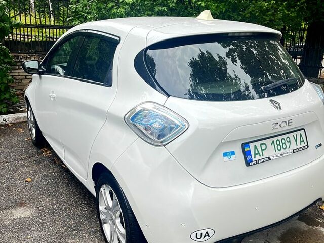 Білий Рено Зое, об'ємом двигуна 80 л та пробігом 145 тис. км за 9500 $, фото 1 на Automoto.ua
