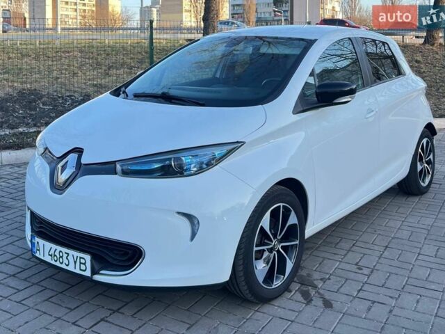 Белый Рено Зое, объемом двигателя 0 л и пробегом 109 тыс. км за 10799 $, фото 1 на Automoto.ua