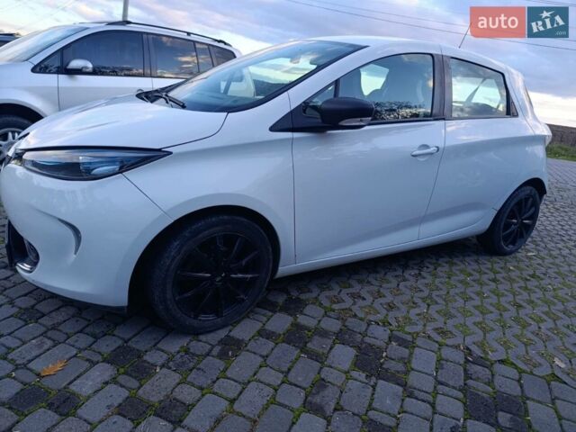 Білий Рено Зое, об'ємом двигуна 0 л та пробігом 265 тис. км за 9500 $, фото 1 на Automoto.ua