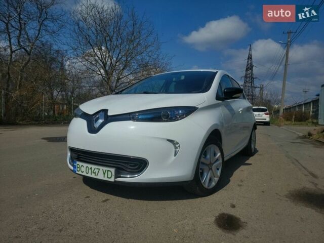 Білий Рено Зое, об'ємом двигуна 0 л та пробігом 55 тис. км за 9900 $, фото 1 на Automoto.ua