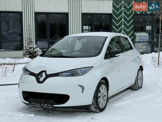 Білий Рено Зое, об'ємом двигуна 0 л та пробігом 125 тис. км за 8900 $, фото 1 на Automoto.ua