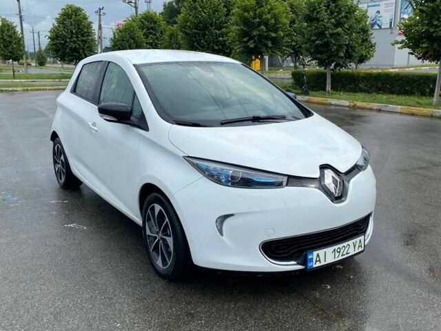 Білий Рено Зое, об'ємом двигуна 0 л та пробігом 132 тис. км за 10500 $, фото 1 на Automoto.ua