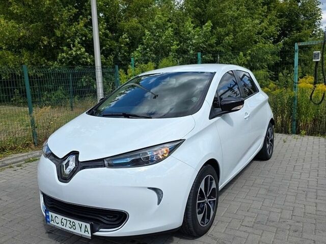Білий Рено Зое, об'ємом двигуна 0 л та пробігом 92 тис. км за 9500 $, фото 1 на Automoto.ua